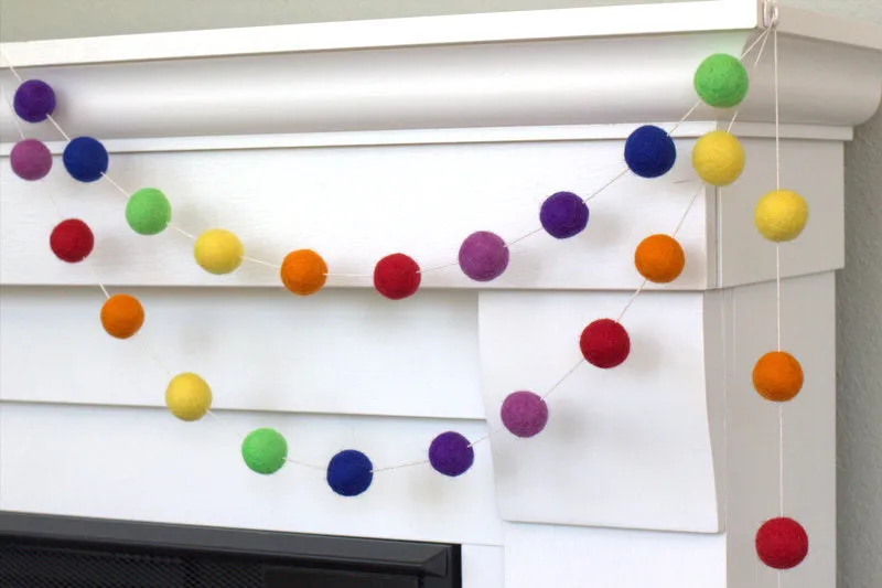 Felt Ball Garland- Rainbow ROYGBIV