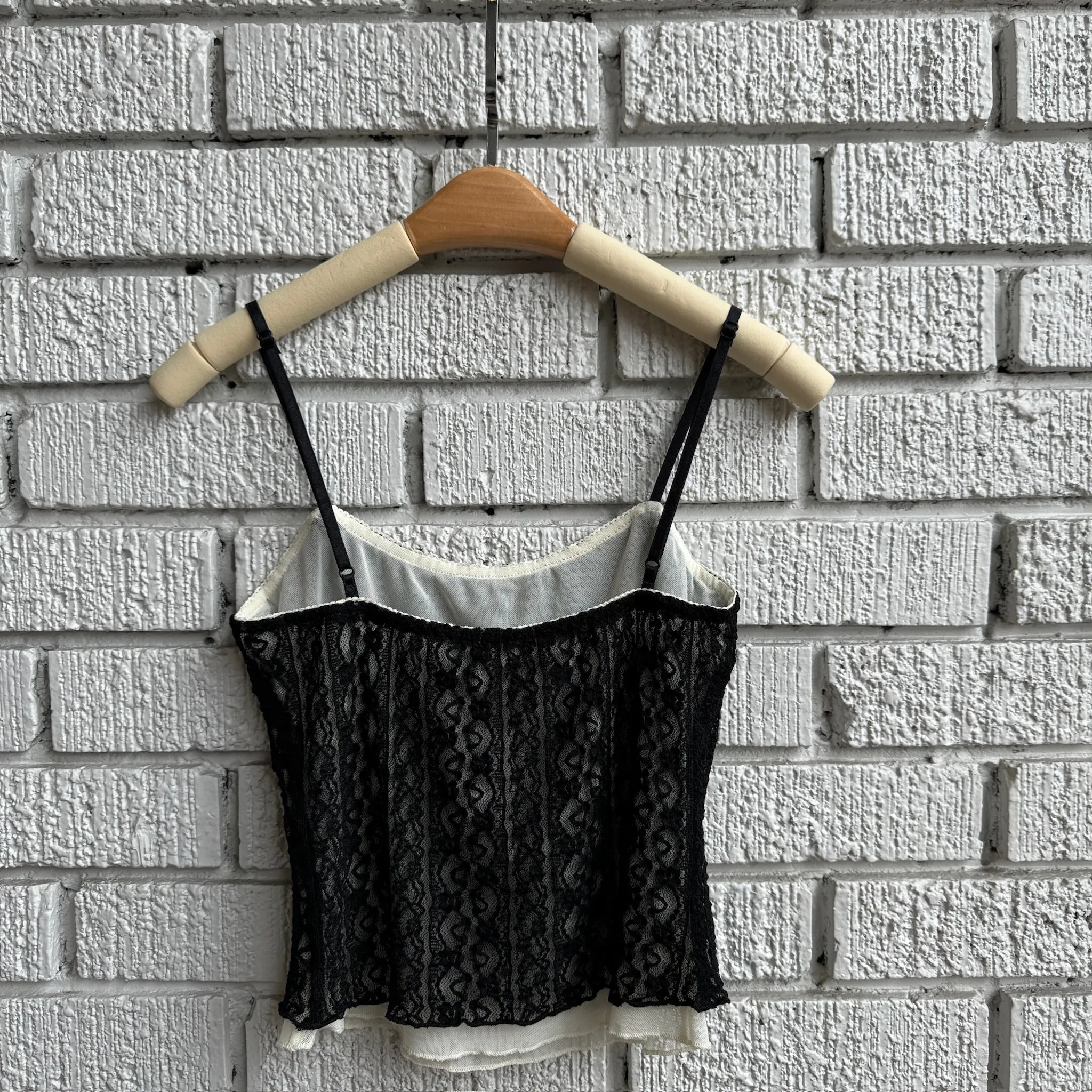 FIRST LOVE Lace Top