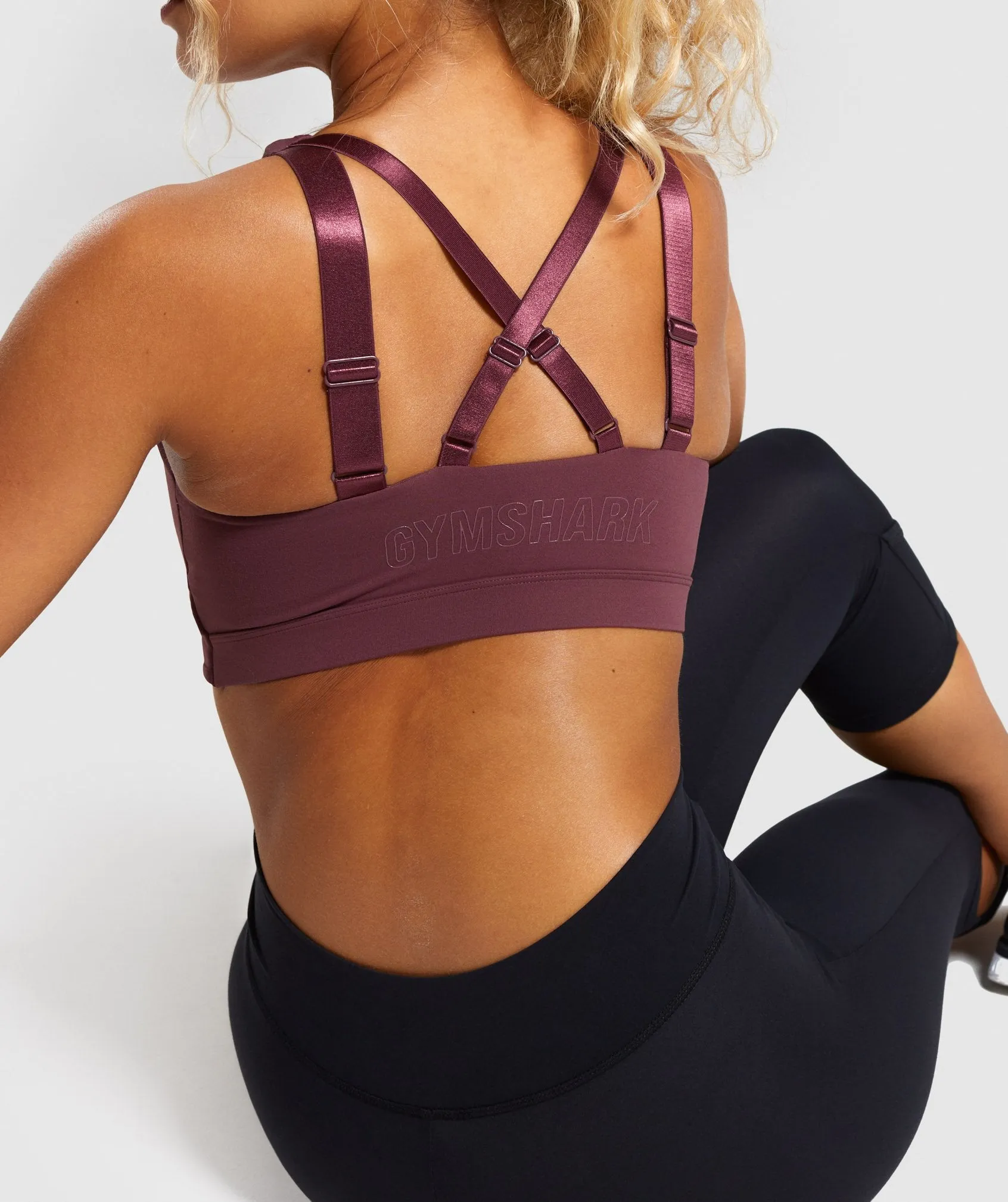 Gymshark Studio Sports Bra - Berry Red